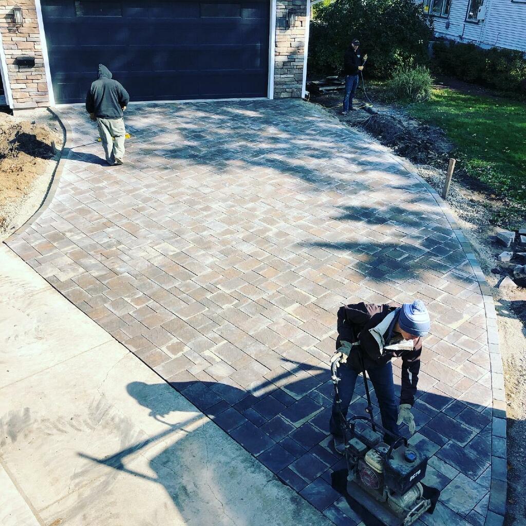 Installing Permeable Pavers