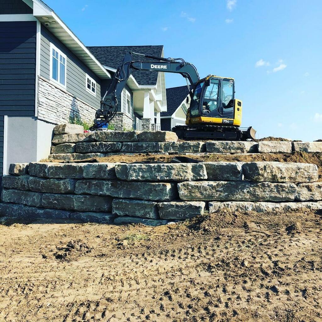 retaining wall construction, boulder walls by Sequoia Landscape