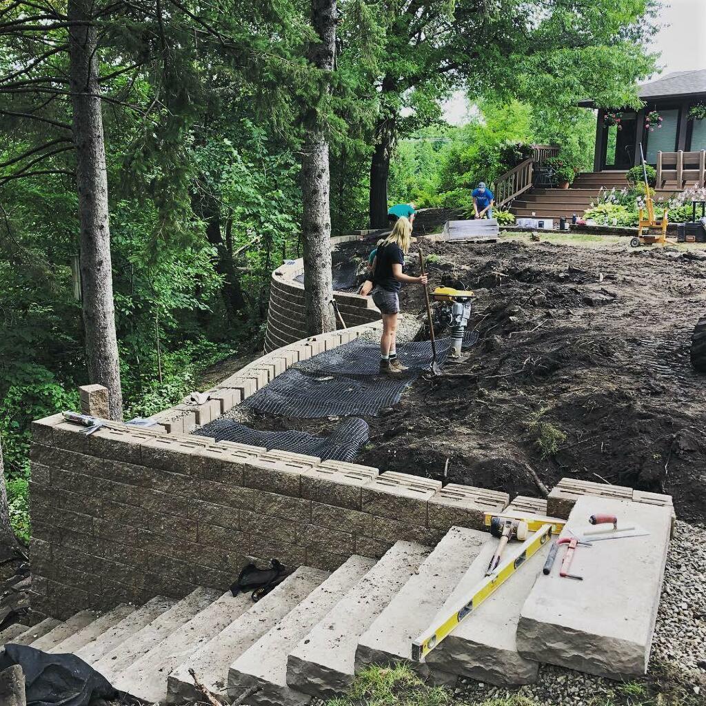 Retaining Wall Construction by Sequoia Landscape