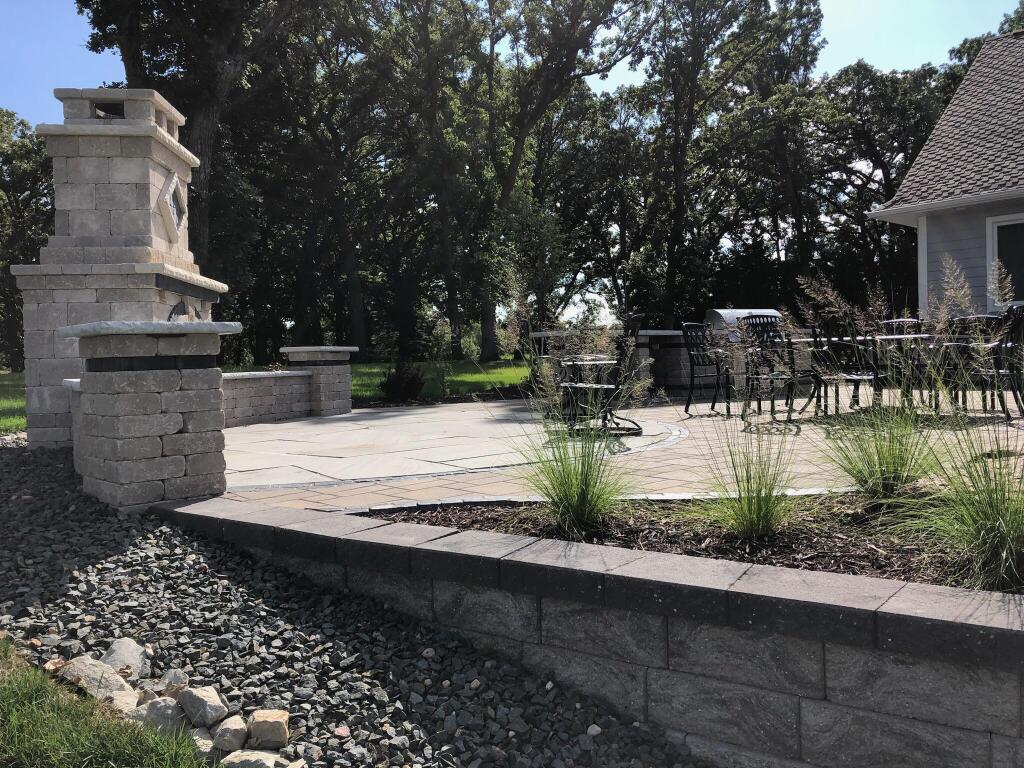 Stone Patio at Sequoia Landscape